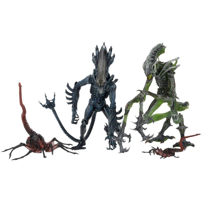 neca queen facehugger