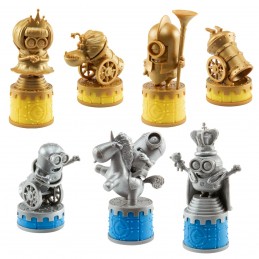 NOBLE COLLECTIONS MINIONS MEDIEVAL MAYHEM CHESS SET