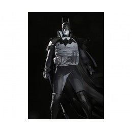 BATMAN BLACK AND WHITE MIKE MIGNOLA STATUA FIGURE MC FARLANE