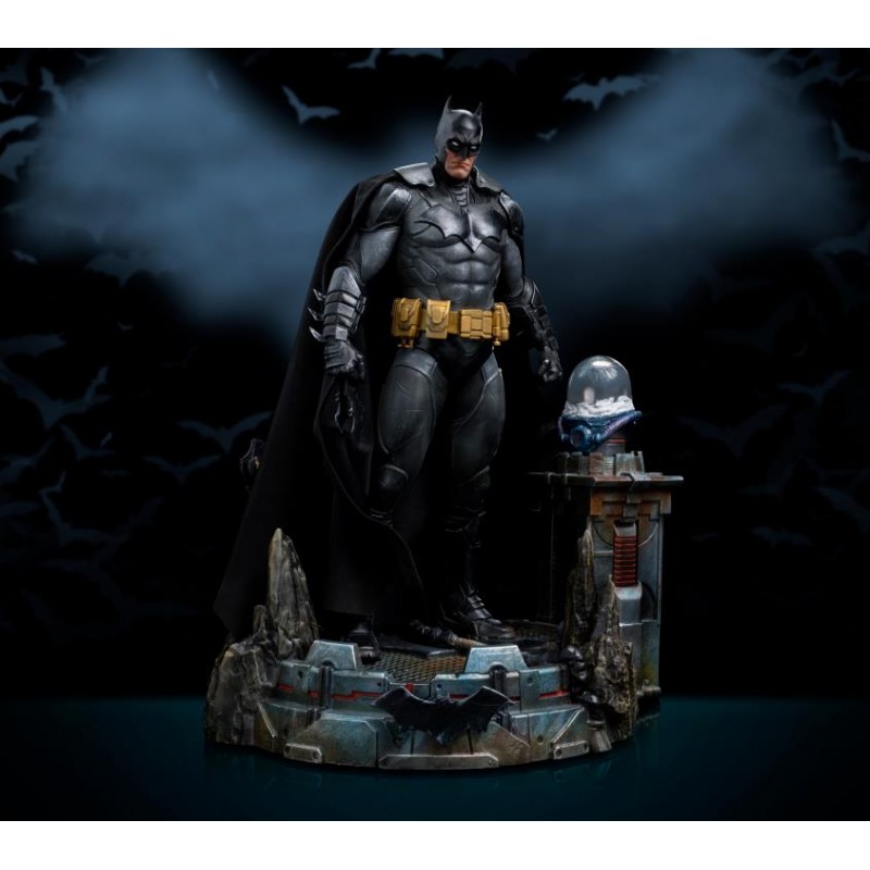 IRON STUDIOS BATMAN UNLEASHED BDS ART SCALE DELUXE 1/10 STATUE FIGURE