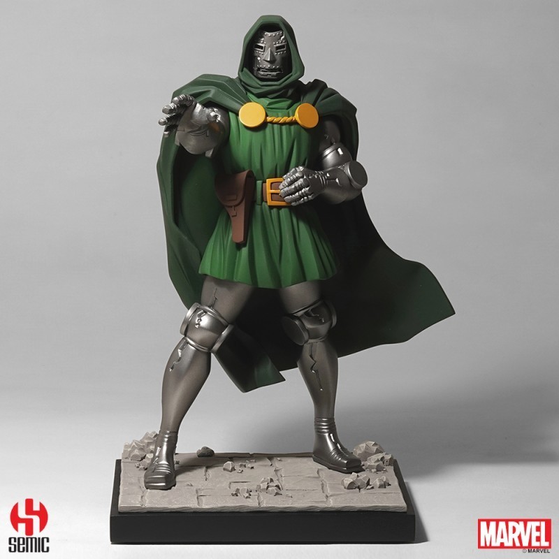 SEMIC MARVEL LEGACY COLLECTION DR. DOOM STATUE FIGURE