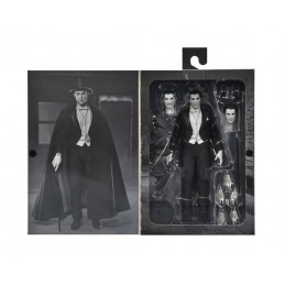 NECA UNIVERSAL MONSTERS ULTIMATE COUNT DRACULA ACTION FIGURE