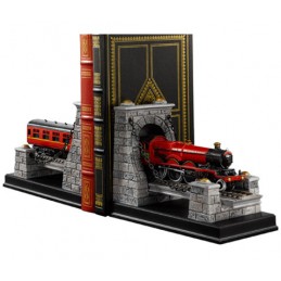NOBLE COLLECTIONS HARRY POTTER HOGWARTS EXPRESS BOOKEND SET