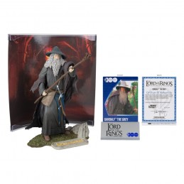 MC FARLANE LORD OF THE RINGS GANDALF MOVIE MANIACS ACTION FIGURE