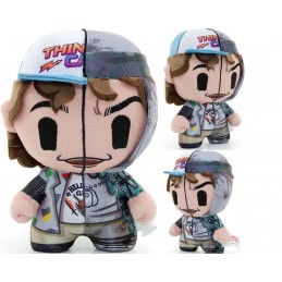 YUME TOYS STRANGER THINGS DUSTIN TIMES CHANGE EDITION DZNR PELUCHES FIGURE