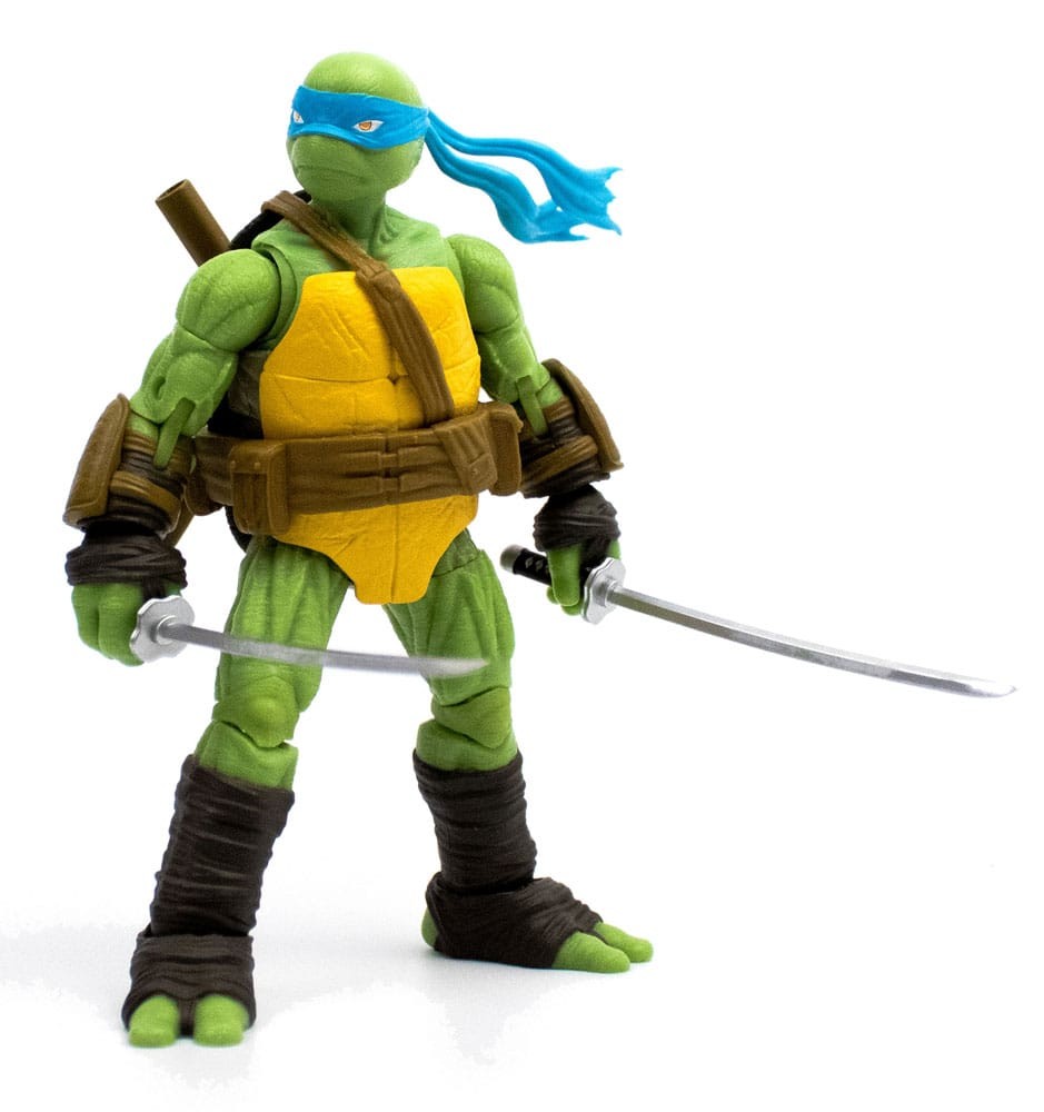 https://gamesandcomics.it/catalog/197258/teenage-mutant-ninja-turtles-leonardo-bst-axn-action-figure.jpg
