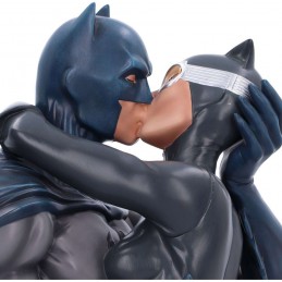 NEMESIS NOW DC COMICS BATMAN AND CATWOMAN SCULPTURE RESIN BUST STATUE