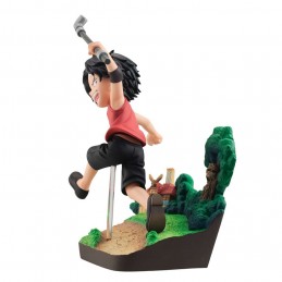 MEGAHOUSE ONE PIECE GEM PORTGAS D. ACE RUN RUN RUN STATUE FIGURE