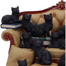 NEMESIS NOW COUCH CLOWDER WITH DISPLAYS CATS STATUE FIGURE