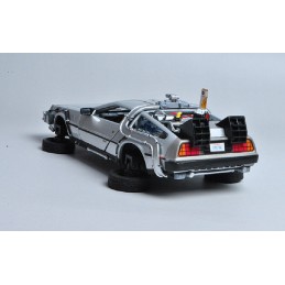 WELLY BACK TO THE FUTURE PART II - FLY MODE DELOREAN 1/24 DIECAST METAL MODEL