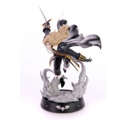 FIRST4FIGURES CASTLEVANIA SYMPHONY OF THE NIGHT ALUCARD DASH ATTACK STATUE FIGURE