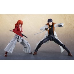 RUROUNI KENSHIN AOSHI SHINOMORI S.H. FIGUARTS ACTION FIGURE BANDAI