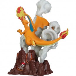 JAZWARES POKEMON SELECT CHARIZARD LIGHT FX STATUE FIGURE DIORAMA