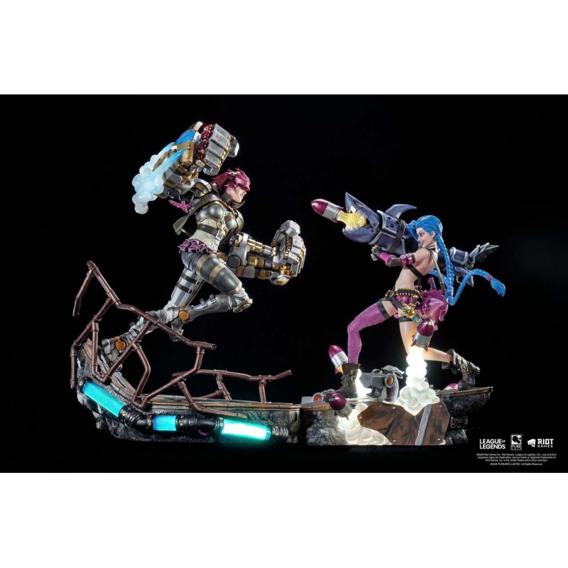 PURE ARTS LEAGUE OF LEGENDS JINX + VI STATUE FIGURE WITH LED