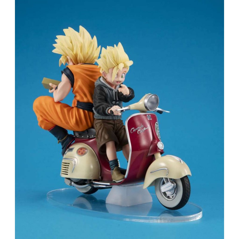 DRAGON BALL Z SON GOKU & GOHAN ON MOTORBIKE DESKTOP REAL MCCOY STATUA FIGURE MEGAHOUSE