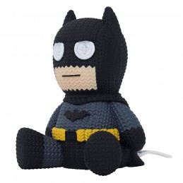 BATMAN KNIT SERIES COLLECTIBLE VINYL FIGURE HANDMADE BY ROBOTS