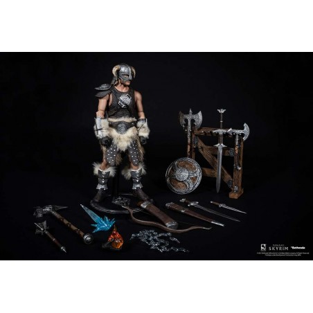 THE ELDER SCROLLS V SKYRIM DRAGONBORN DELUXE ED. 32CM ACTION FIGURE