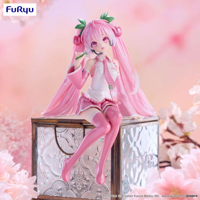 FURYU HATSUNE MIKU SAKURA 2024 PEARL VERSION NOODLE STOPPER FIGURE STATUE