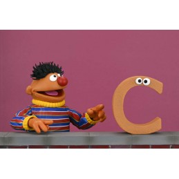 NECA SESAME STREET ERNIE ULTIMATE 17CM ACTION FIGURE