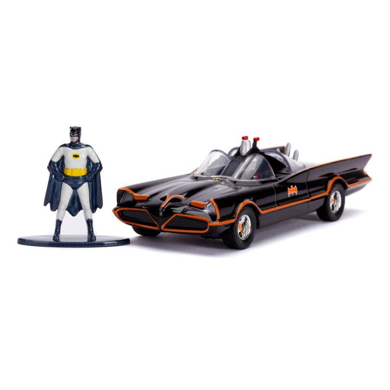 JADA TOYS BATMAN TV SERIES 1966 BATMOBILE DIE CAST 1/32 MODEL + BATMAN