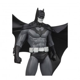 MC FARLANE DC DIRECT BATMAN BLACK & WHITE BY JORGE JIMENEZ STATUE FIGURE