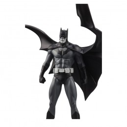 MC FARLANE DC DIRECT BATMAN BLACK & WHITE BY JORGE JIMENEZ STATUE FIGURE