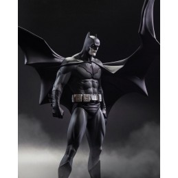 MC FARLANE DC DIRECT BATMAN BLACK & WHITE BY JORGE JIMENEZ STATUE FIGURE