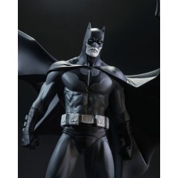 MC FARLANE DC DIRECT BATMAN BLACK & WHITE BY JORGE JIMENEZ STATUE FIGURE