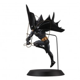 DC DIRECT DC DESIGNER SERIES BATMAN BY DAN MORA FIGURE STATUA MC FARLANE