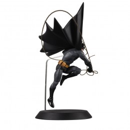 DC DIRECT DC DESIGNER SERIES BATMAN BY DAN MORA FIGURE STATUA MC FARLANE