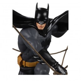 DC DIRECT DC DESIGNER SERIES BATMAN BY DAN MORA FIGURE STATUA MC FARLANE