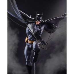 DC DIRECT DC DESIGNER SERIES BATMAN BY DAN MORA FIGURE STATUA MC FARLANE