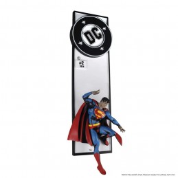 MC FARLANE DC DIRECT SUPERMAN CORNER BOX RESIN STATUE