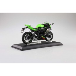 KAWASAKI NINJA ZX-25R LIME GREEN X EBONY DIECAST BIKE SERIES 1/12 MODEL AOSHIMA