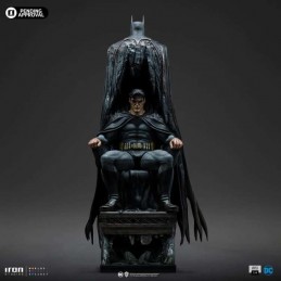 IRON STUDIOS BATMAN AND BRUCE WAYNE LEGACY REPLICA 1/4 RESIN STATUE