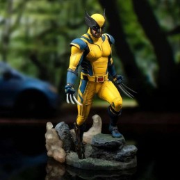 DIAMOND SELECT MARVEL GALLERY DEADPOOL & WOLVERINE MOVIE WOLVERINE PVC STATUE FIGURE