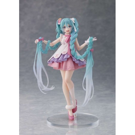 HATSUNE MIKU WONDERLAND RAPUNZEL VERSION PVC STATUE