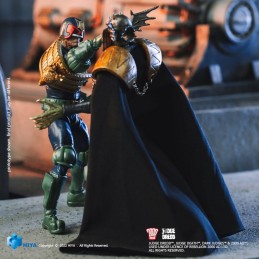 HIYA TOYS JUDGE DREDD 2000 AD - JUDGE DREDD GAZE INTO THE FIST OF DREDD SET 1:18 ACTION FIGURES