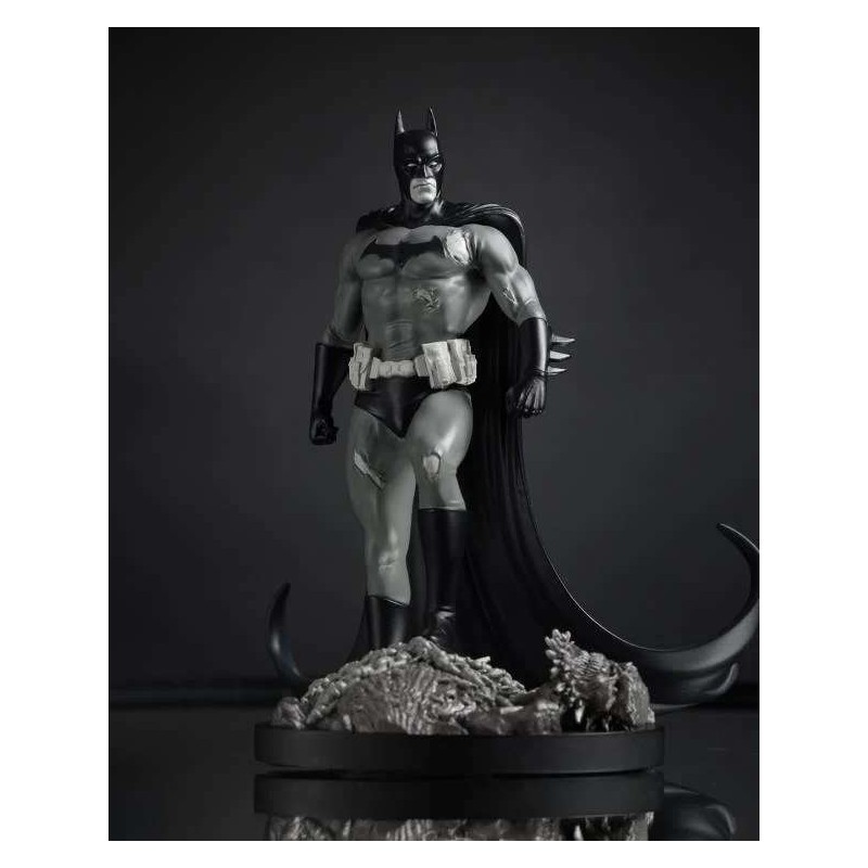 MC FARLANE DC DIRECT BATMAN BLACK & WHITE BY BJORN BARENDS RESIN STATUE FIGURE