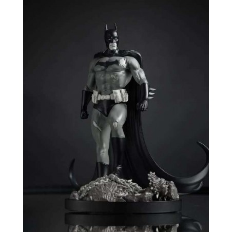 DC DIRECT BATMAN BLACK & WHITE BY BJORN BARENDS RESIN STATUE FIGURE