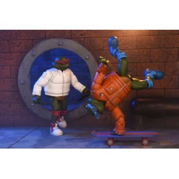 NECA TEENAGE MUTANT NINJA TURTLES PUNK LEONARDO AND RAPHAEL ACTION FIGURES