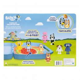 MOOSE TOYS BLUEY PLAY AND GO COLLECTOR CASE WITH 8 ACTION FIGURES