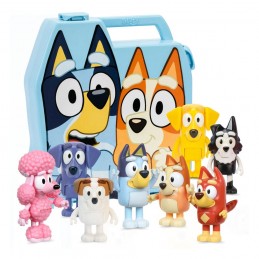 BLUEY PLAY AND GO COLLECTOR CASE WITH 8 ACTION FIGURES MOOSE TOYS