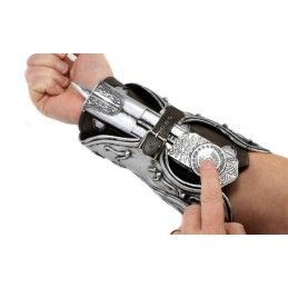 NECA ASSASSIN'S CREED 2 EZIO AUDITORE GAUNTLET WITH HIDDEN BLADE REPLICA