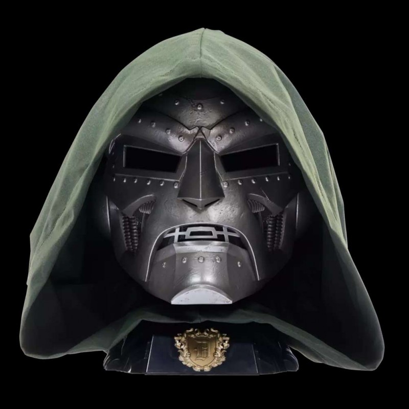 MARVEL LEGENDS DOCTOR DOOM HELMET REPLICA HASBRO