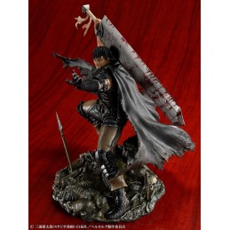 BERSERK GUTS BLACK SWORDSMAN VERSION FIGURE STATUA MEDICOS ENTERTAINMENT