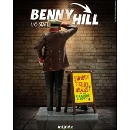 INFINITE STATUE BENNY HILL FRED SCUTTLE 1/6 STATUE