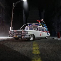 HASBRO GHOSTBUSTERS PLASMA SERIES ECTO-1 1/18 ACTION FIGURE