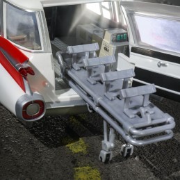 HASBRO GHOSTBUSTERS PLASMA SERIES ECTO-1 1/18 ACTION FIGURE