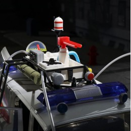 HASBRO GHOSTBUSTERS PLASMA SERIES ECTO-1 1/18 ACTION FIGURE